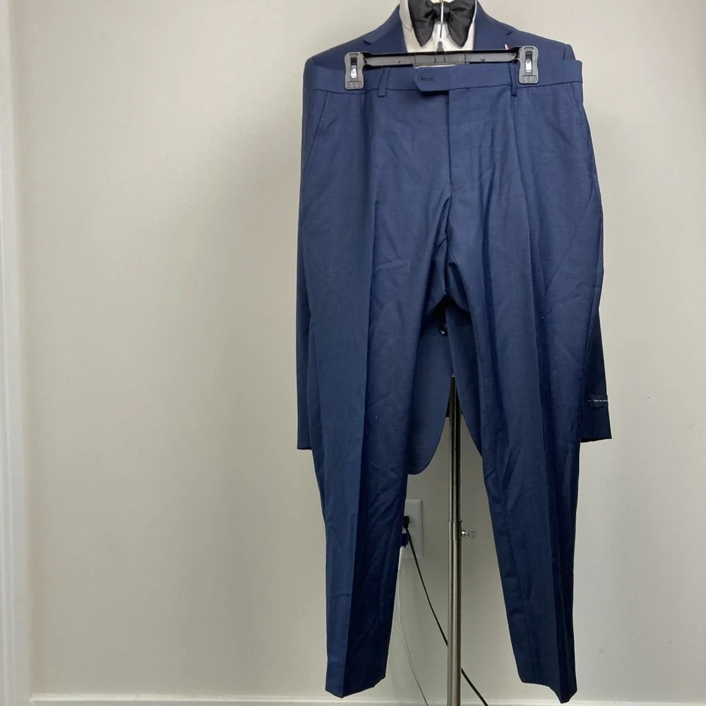 Tommy Hilfiger Men's Modern Fit 2-pc Suit Jacket 44L Pants 36W 29L Wool Blue